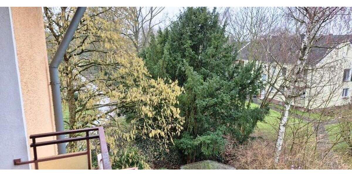 Etagenwohnung Leverkusen Wiesdorf - 4 Zimmer, 114 m&sup2;, 295.000&euro; | Angebot:25362347