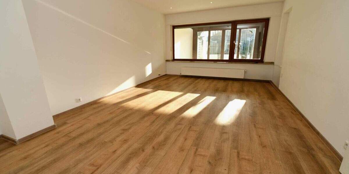 Reihenmittelhaus Neuss Weckhoven - 5 Zimmer, 120 m&sup2;, 419.000&euro; | Angebot:25779398