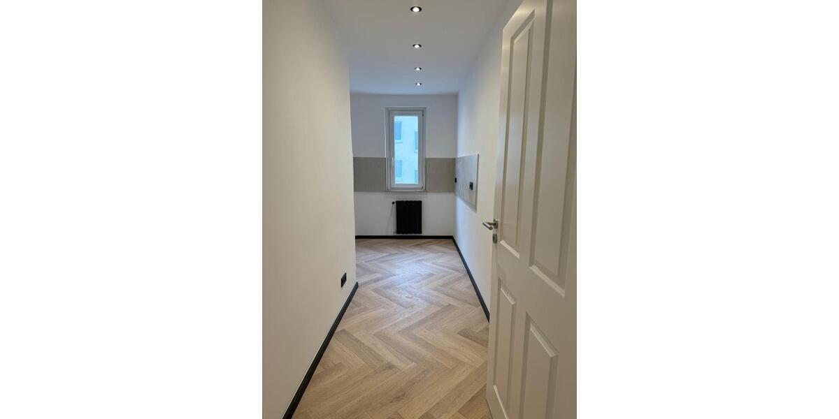 Etagenwohnung Remscheid - 3 Zimmer, 65 m&sup2;, 900&euro; | Angebot:26285607