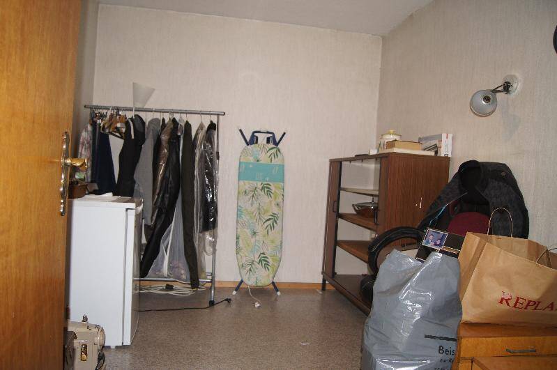 Schöner Bungalow im Dornröschenschlaf! 4 Zi, 100m² WF, GST 525m²,Garage und Keller in Niederkassel 4 zimmer