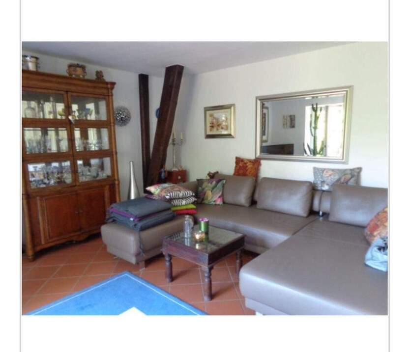 Lichtdurchflutete-2,5-Zi-Terrassenwohnung-mit-Garten-im-exclusiven-Vierkanthof 2 zimmer