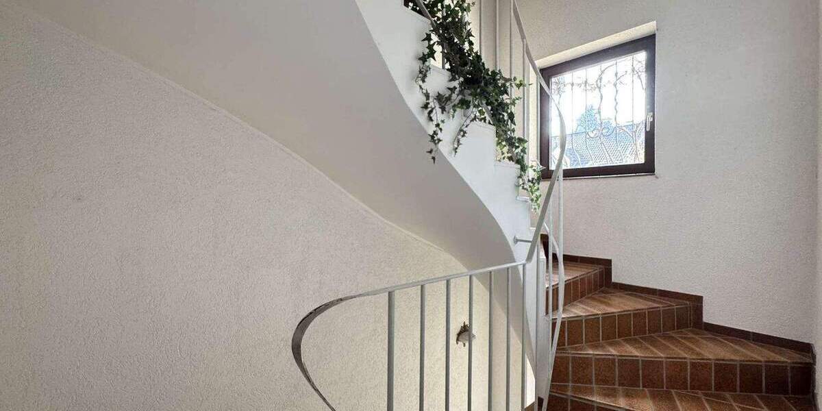 Mehrfamilienhaus, Wohnhaus Köln Höhenhaus - 5 Zimmer, 135 m&sup2;, 455.000&euro; | Angebot:25377975