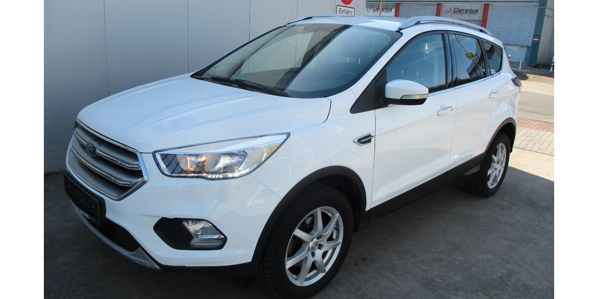 Ford Kuga 54.727 km 11.970 &euro; Köln 51105