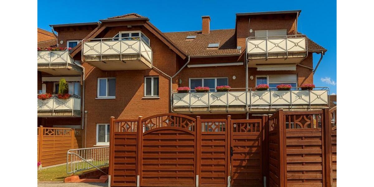 3 Zimmer Wohnung mit Fenster im Bad und im Gäste WC inkl. kostenfreiem Spitzboden 3 zimmer