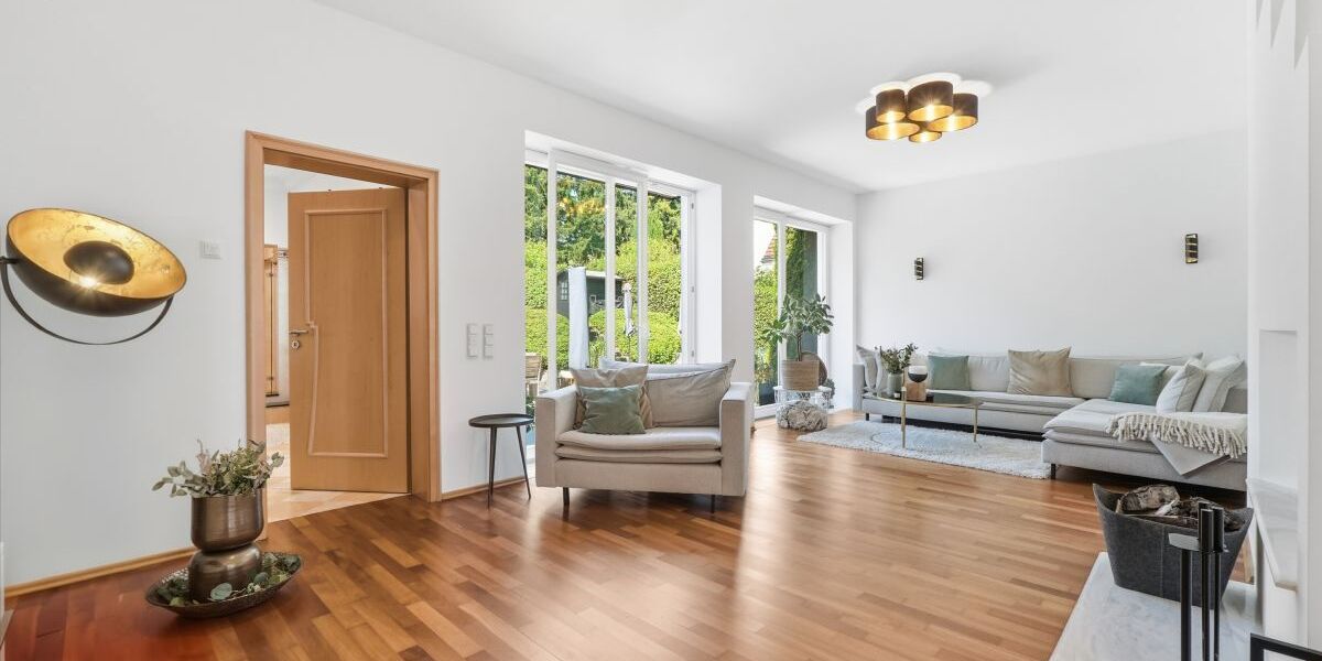 Mit 3D: Historischer Charme trifft modernen Wohnkomfort – umfangreich modernisiertes Einfamilienhaus mit Einliegerwohnung. - Einfamilienhaus Solingen Höhscheid | Angebot:26980800