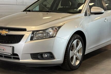 Chevrolet Cruze 83.000 km 8.890 &euro; Dormagen 41540