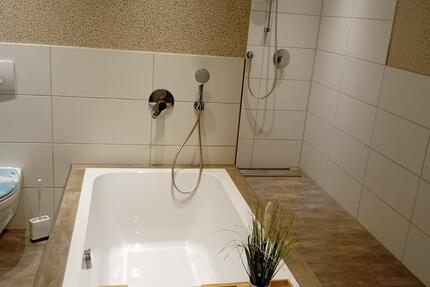 Wohnung Overath - 3 Zimmer, 126 m&sup2;, 1.130&euro; | Angebot:25613680