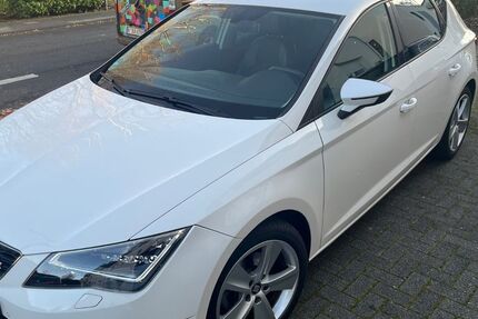 Seat Leon 105.000 km 9.500 &euro; Köln 51145