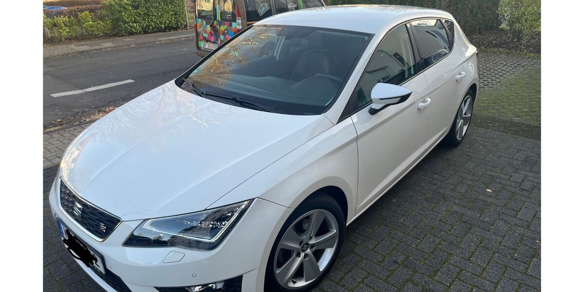 Seat Leon 105.000 km 9.500 &euro; Köln 51145