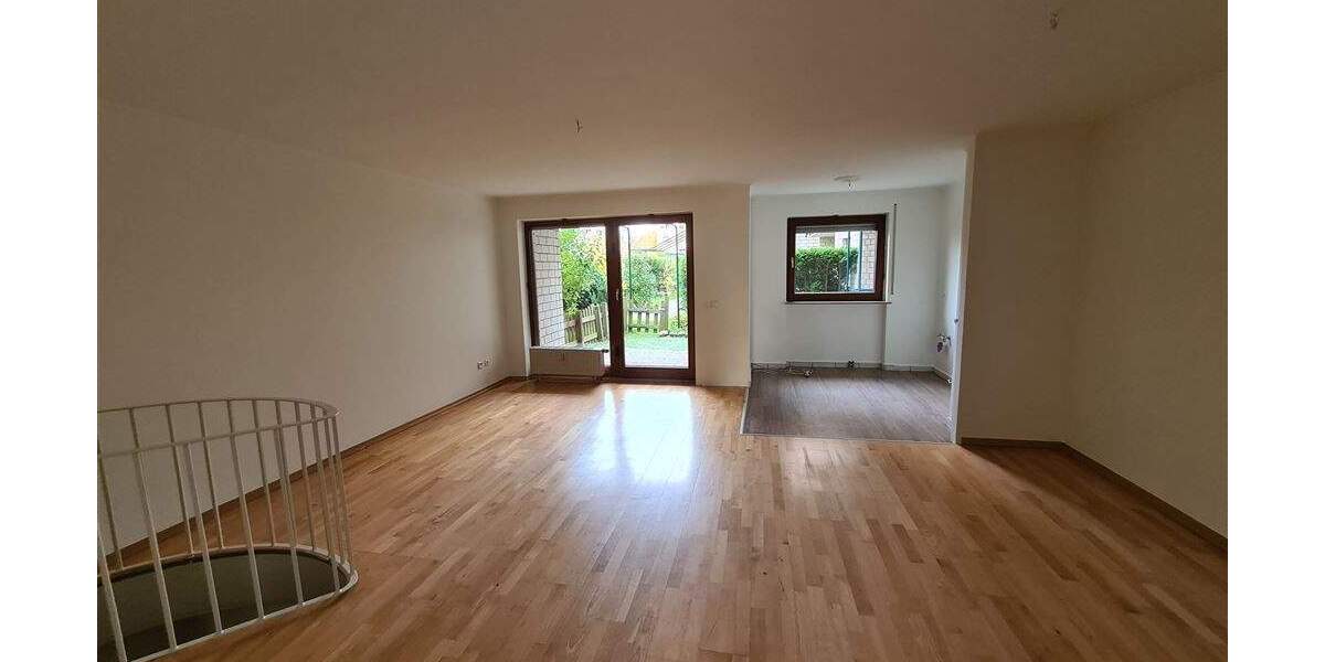 Etagenwohnung Hürth Efferen - 3 Zimmer, 109 m&sup2;, 1.200&euro; | Angebot:24814908