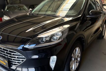 Ford Kuga 59.000 km 23.890 &euro; Niederkassel 53859