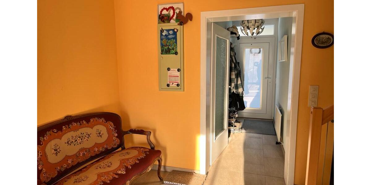 Reihenhaus Solingen Central - 4 Zimmer, 120 m&sup2;, 485.000&euro; | Angebot:27006960