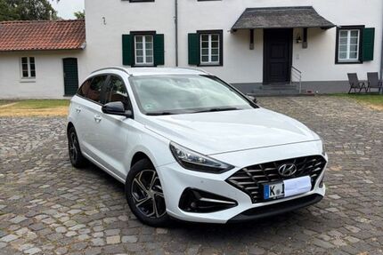 Hyundai i30 196.390 km 9.200 &euro; Köln 51067