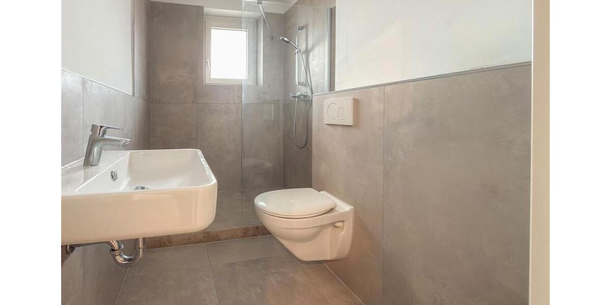 3-Zimmer-Wohnung mit Balkon Top-Anbindung neues Badezimmer 3 zimmer