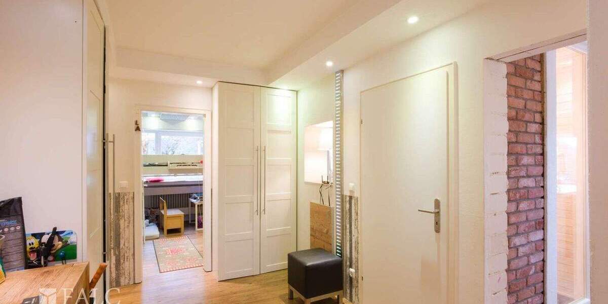 Bungalow Wermelskirchen - 4 Zimmer, 118 m&sup2;, 395.000&euro; | Angebot:25278730