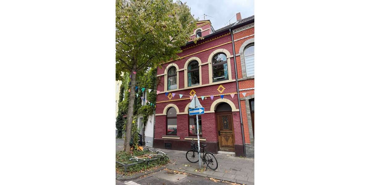 Haus zum Kaufen in Köln 915.000 € 190 m² 9 zimmer