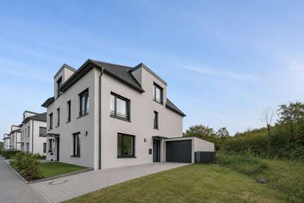 Haus Kerpen / Türnich Türnich - 5 Zimmer, 160 m&sup2;, 2.470&euro; | Angebot:27142579