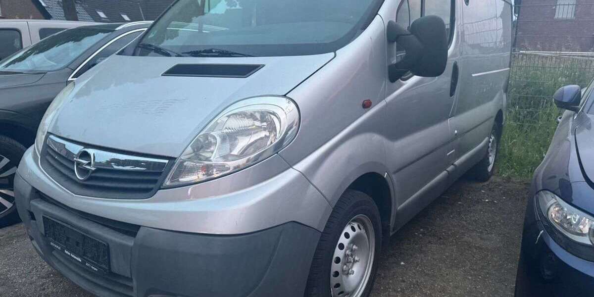 Opel Vivaro 209.500 km 4.930 &euro; Kerpen 50171