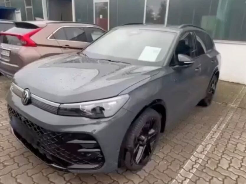 VW Tiguan 17.000 km 41.990 € Radevormwald 42477