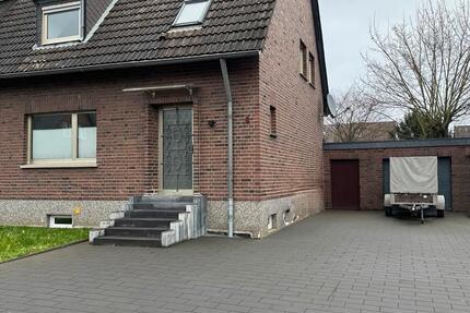 Doppelhaushälfte in Frechen-Grefrath 5 zimmer