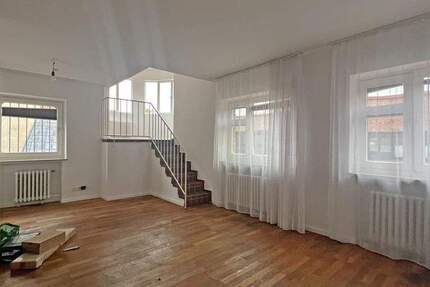 Immobilien Richter: Preissenkung! Großzügige Gewerbeeinheit in Garath ideal für Kita oder Sportstudio 5 zimmer