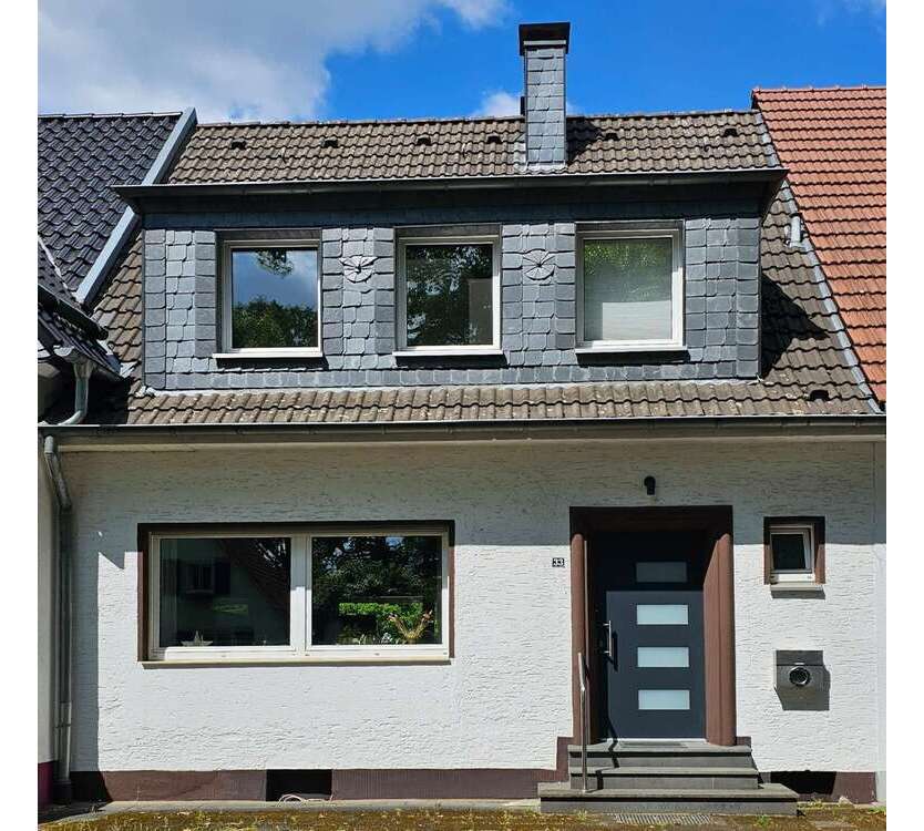 Haus zum Mieten in Leverkusen 1.680 € 120 m²