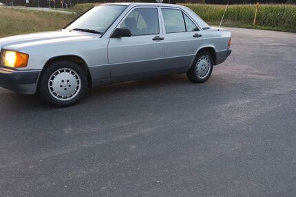 Mercedes-Benz 190 234.200 km 3.800 &euro; Kerpen 50171