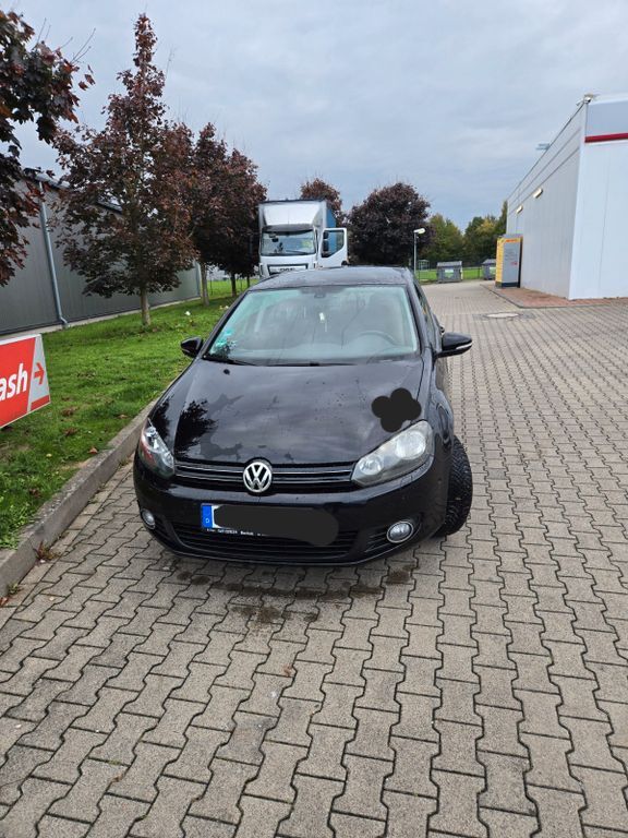 VW Golf 179.877 km 6.100 € Dormagen 41540