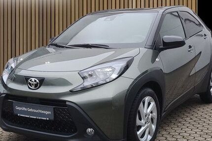 Toyota Aygo (X) 16.329 km 13.990 € Leverkusen 51381