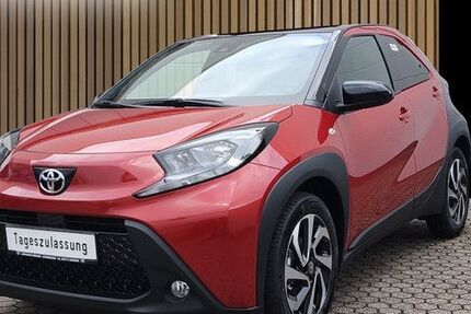 Toyota Aygo (X) 2.710 km 16.666 &euro; Leverkusen 51381