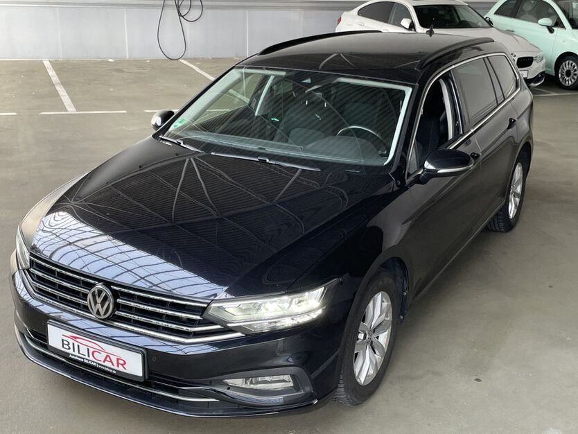 VW Passat 94.500 km 19.350 € Düsseldorf 40233