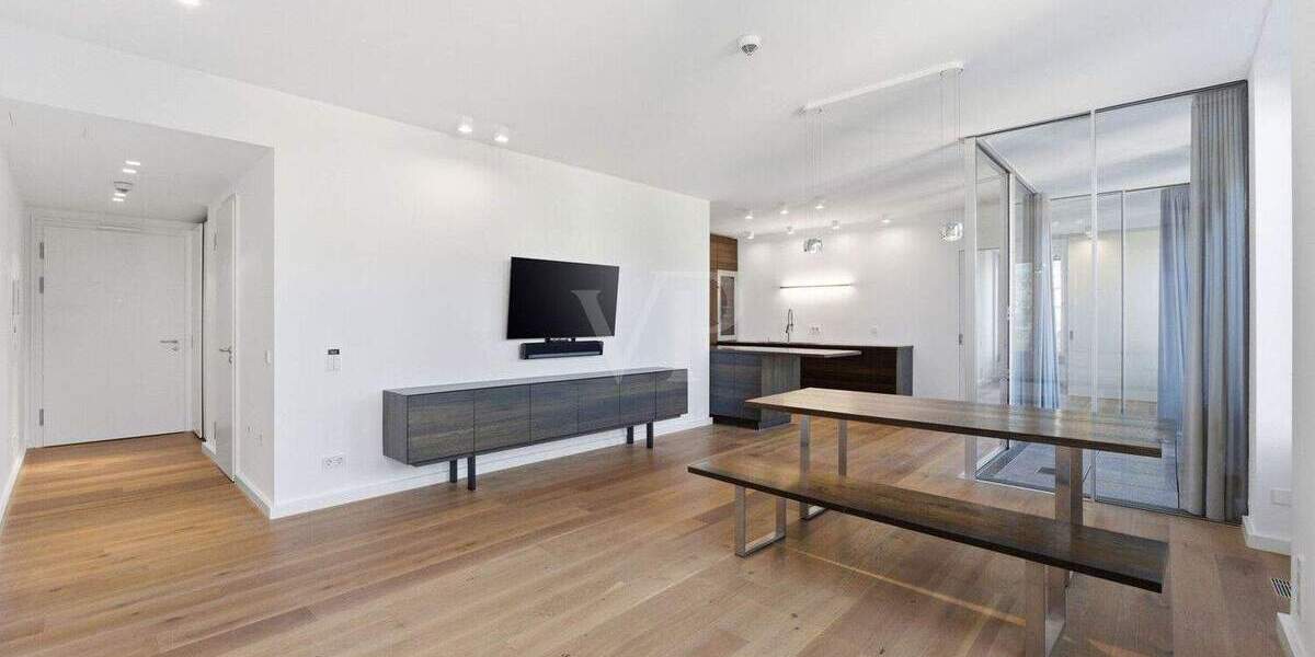 Etagenwohnung Köln Altstadt-Nord - 2 Zimmer, 95 m&sup2;, 2.185&euro; | Angebot:25630479