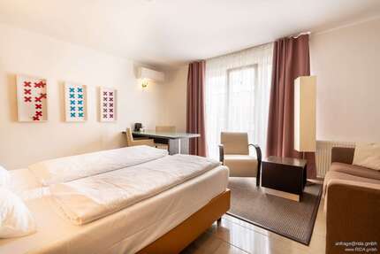 Zimmer Düsseldorf Stadtmitte - 1 Zimmer, 1.290&euro; | Angebot:25457488