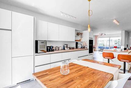 Wohnung Düsseldorf Friedrichstadt - 4 Zimmer, 147 m&sup2;, 3.000&euro; | Angebot:26788242