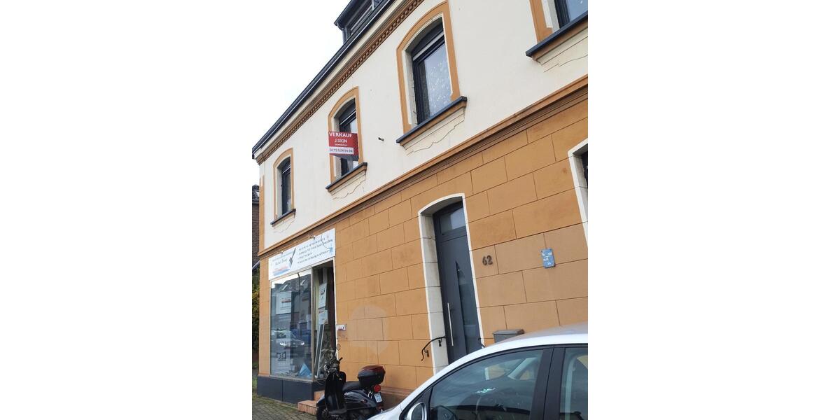 Wohn- und Geschäftshaus in Köln-Hochkirchen - gleichermaßen interessant für Eigennutzer und Kapitalanleger 12 zimmer