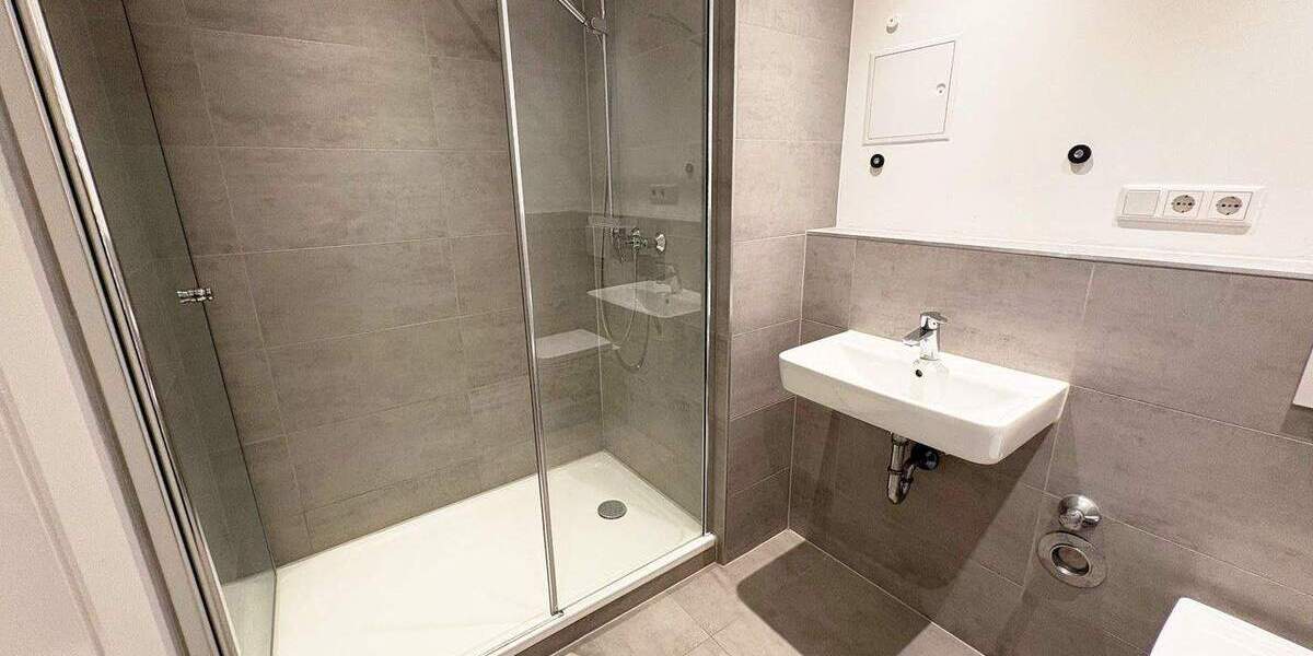 Etagenwohnung Köln Bayenthal - 4 Zimmer, 102 m&sup2;, 1.710&euro; | Angebot:25677110