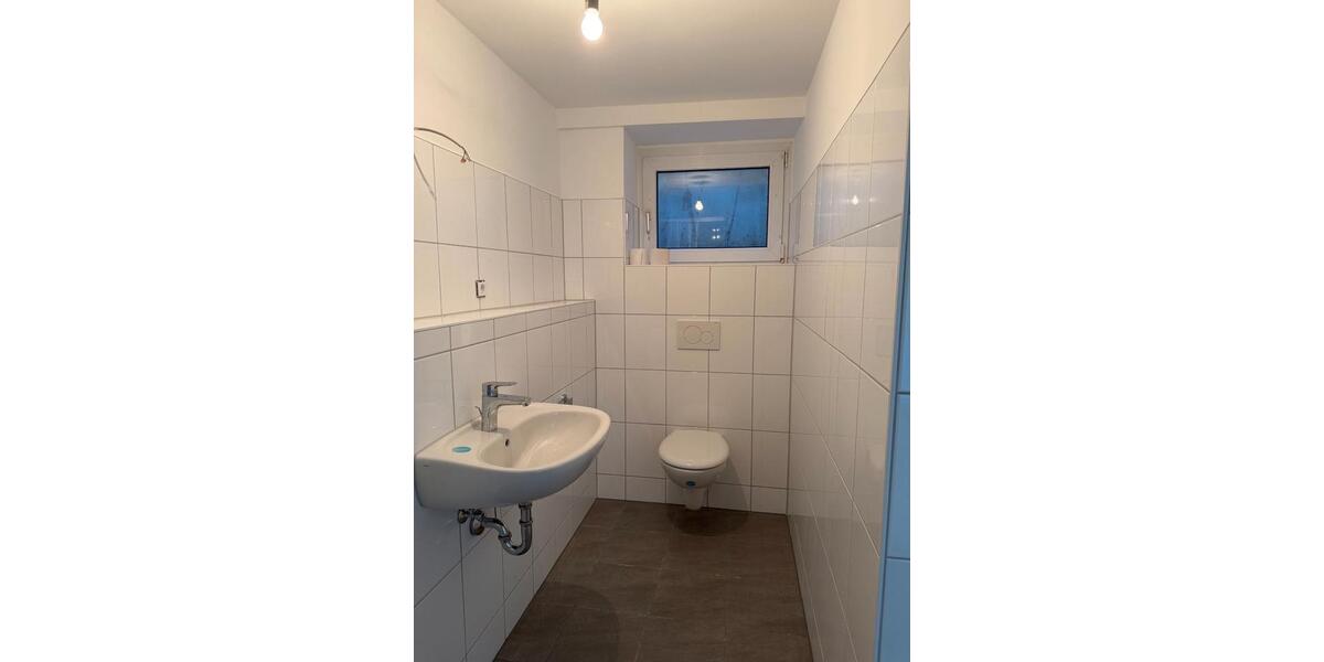 Doppelhaushälfte Bergisch Gladbach Paffrath - 5 Zimmer, 195 m&sup2;, 2.400&euro; | Angebot:26322264