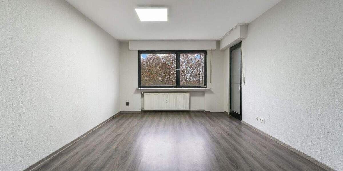 Etagenwohnung Bergheim Ahe - 4 Zimmer, 90 m&sup2;, 110.000&euro; | Angebot:23961489