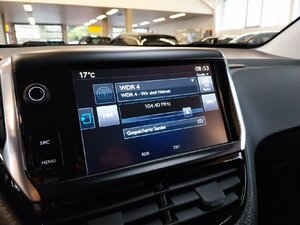 Peugeot 2008 Active Pano SHZ Klima PDC 68.099 km 8.290 &euro; HAAN 42781