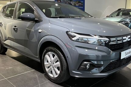 Dacia Sandero 7.980 km 17.270 &euro; Langenfeld 40764