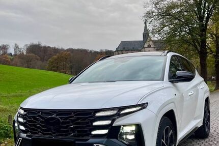 Hyundai TUCSON 2.200 km 35.999 &euro; Bergisch Gladbach 51467