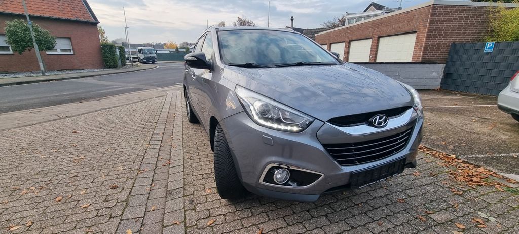 Hyundai ix35 161.000 km 9.900 € Neuss 41468