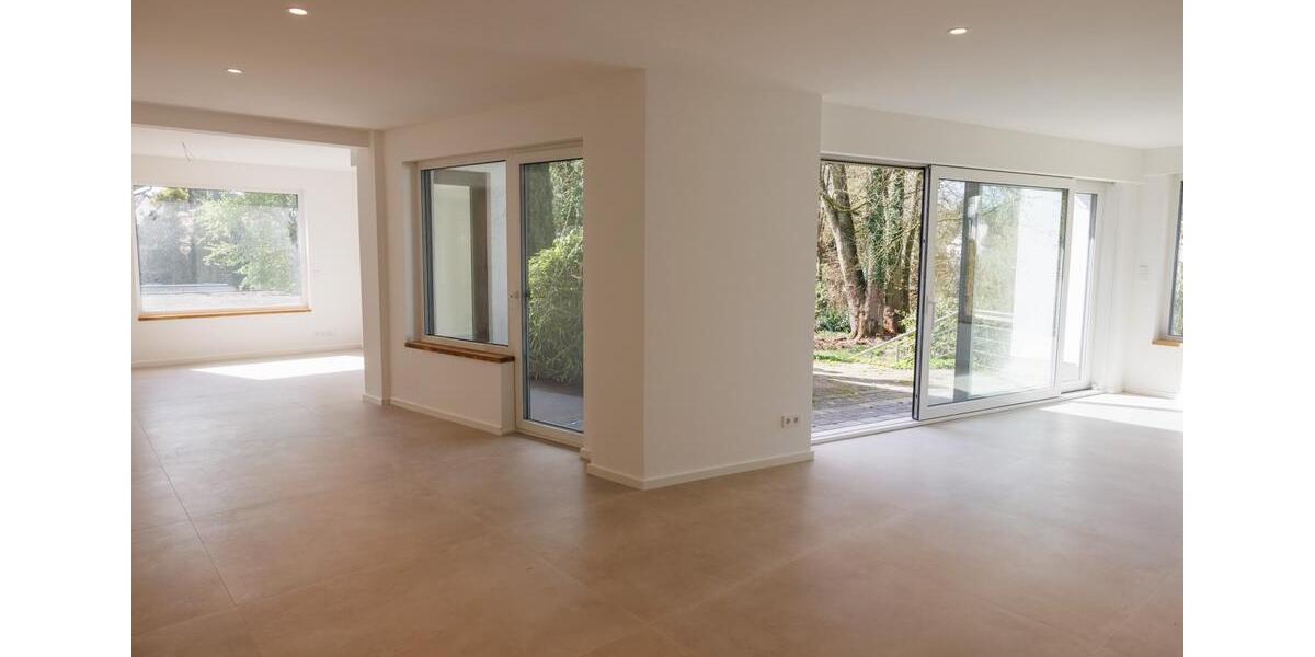 Luxuriös saniertes Einfamilienhaus mit Atelier & großem Garten zimmer