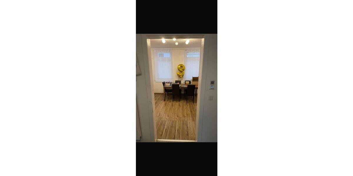 Einfamilienhaus Solingen Central - 5 Zimmer, 110 m&sup2;, 175.000&euro; | Angebot:27007678