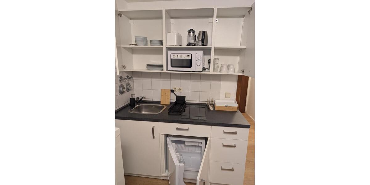 Etagenwohnung Köln Ehrenfeld - 1 Zimmer, 21 m&sup2;, 790&euro; | Angebot:25221186