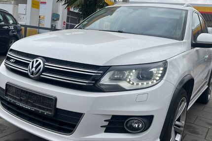 VW Tiguan 261.000 km 9.900 &euro; Bedburg 50181