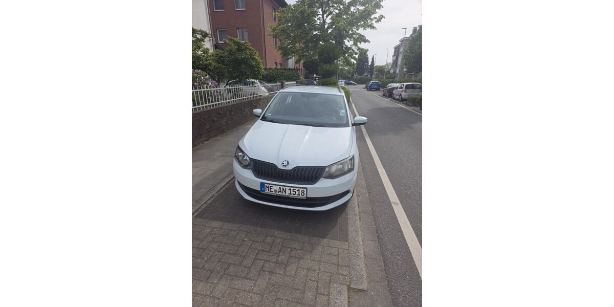 Skoda Fabia 78.123 km 5.999 &euro; Hilden 40724