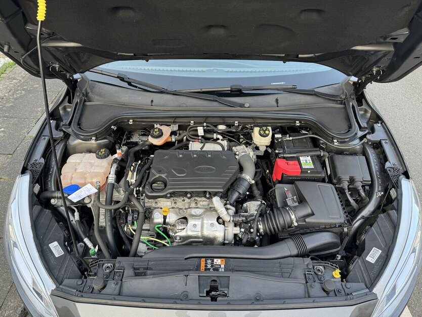 Ford Focus EcoBlue.Nav.Temp.Serv-Neu.EU6 GARANTIE.1Hd 64.284 km 14.500 € Erftstadt 50374