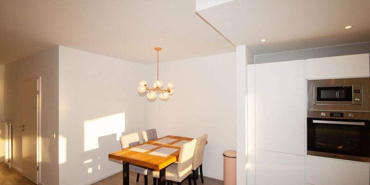 Möblierte 2-Zimmer-Wohnung mit Balkon und Wintergarten in Düsseldorf-Gerresheim 2 zimmer