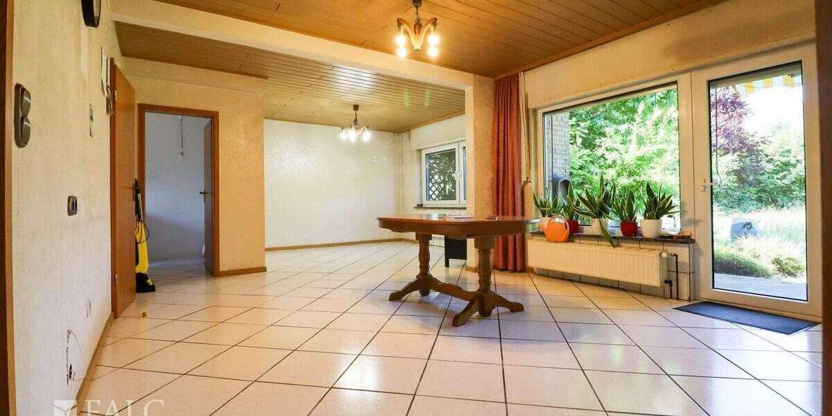 2 Familien- oder 2 Generationenhaus in GV-Südstadt! 8 zimmer